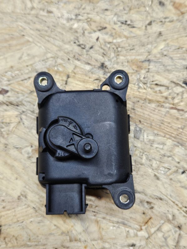 Audi ventilatsiooni mootor 4B1820511K