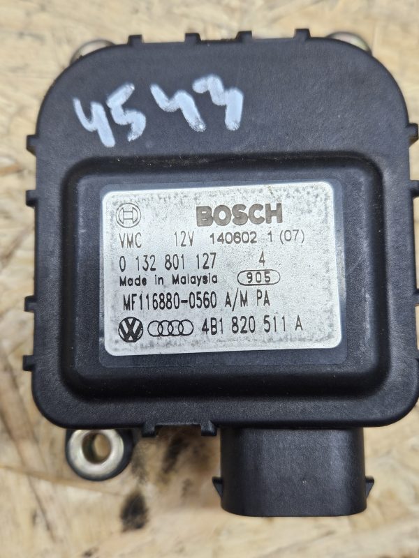 Audi ventilatsiooni mootor 4B1820511A