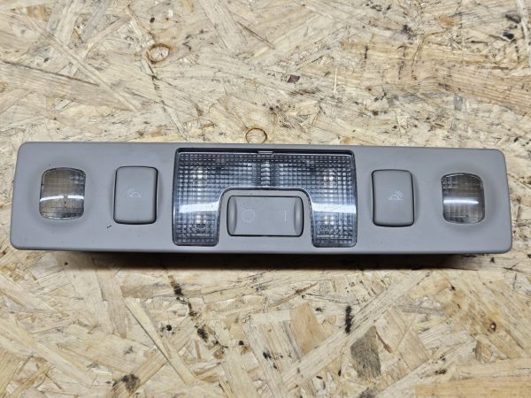 Audi salongi valgusti 4B0947111