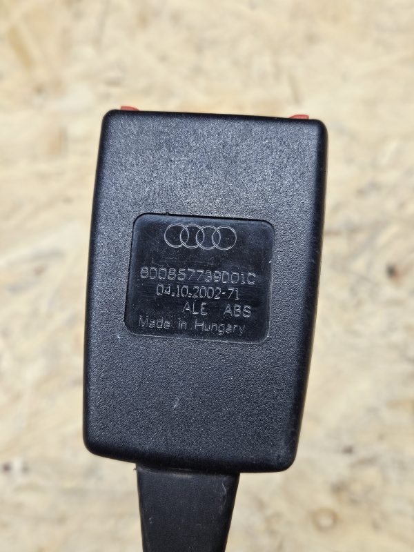 Audi tagumise istme turvavöö vastus 8D0857739