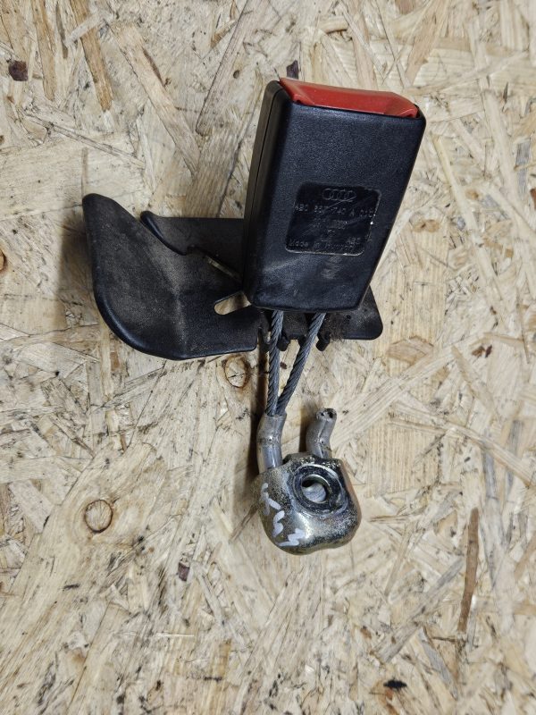 Audi turvavöö vastus 4B0857740A