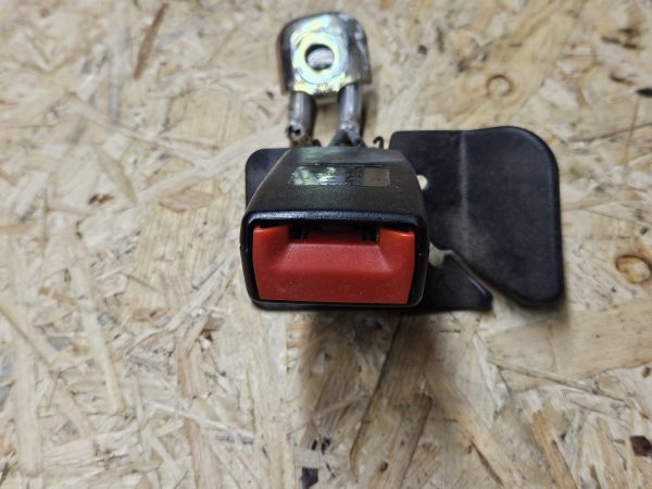 Audi turvavöö vastus 4B0857740A