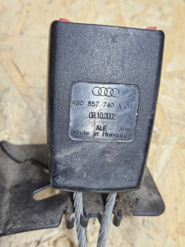 Audi turvavöö vastus 4B0857740A