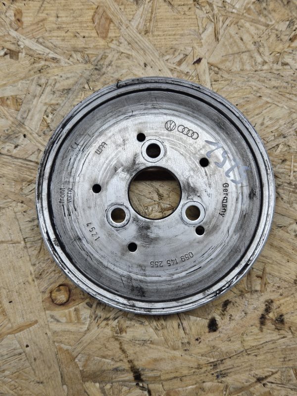 Audi roolivõimendi rihmaratas 059145255