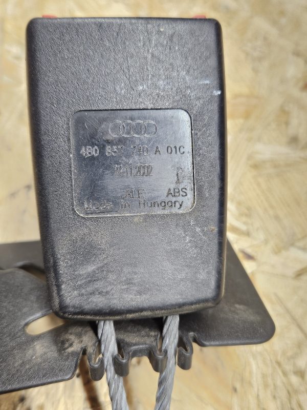 Audi turvavöö vastus 4B0857740A