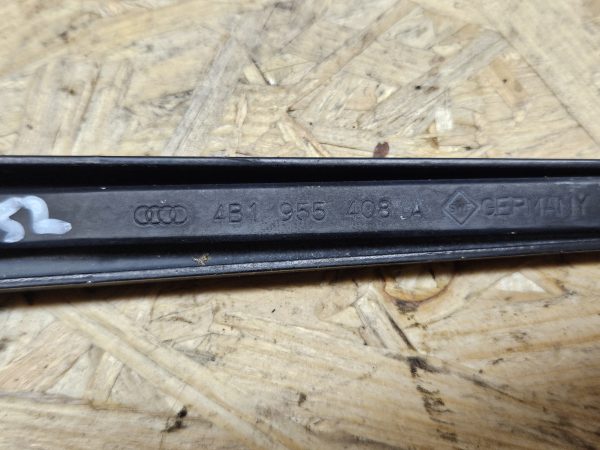Audi kojamehe vars 4B1955408A