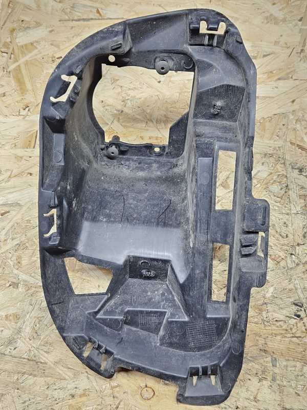 Citroen udutule kinnitus 9816750680