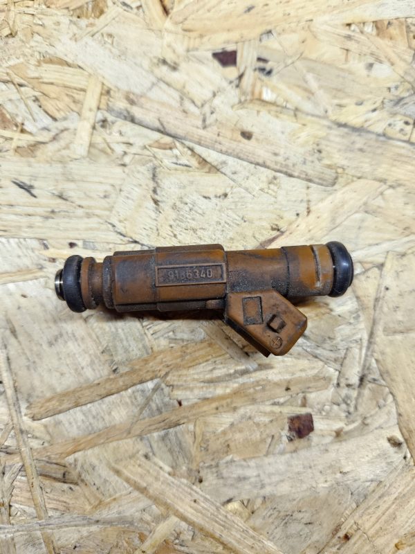 Volvo pihusti 9186340