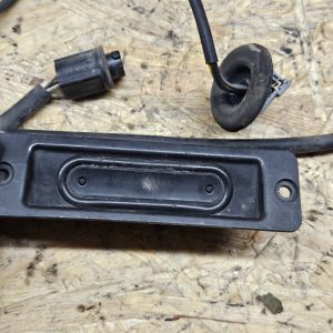 Volvo S60 tagaluugi lüliti 9187152