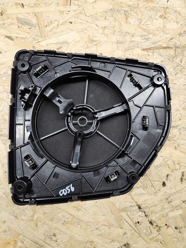 Volvo armatuuri kõlarikate 3409346