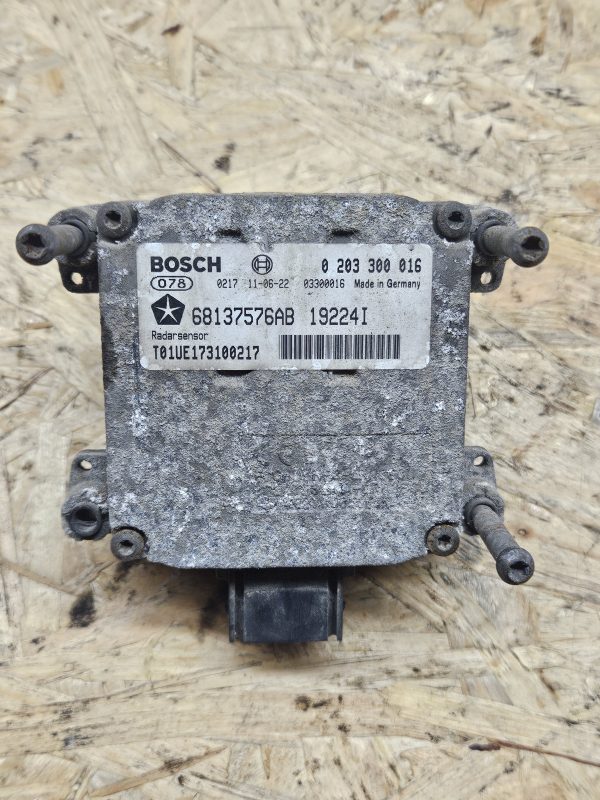 20251205_141825 Jeep püsikiirusehoidja radar 68137576AB