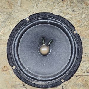 20251202_131111 Audi Bose kõlar 4F0035411A