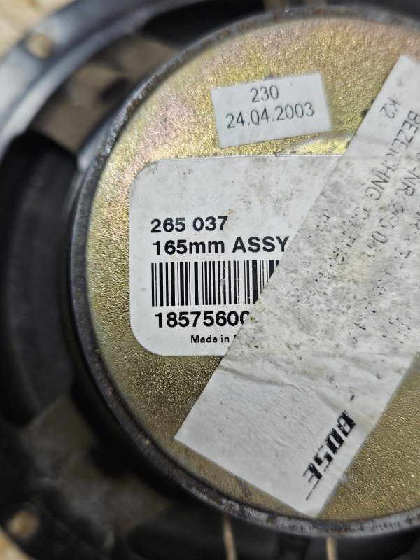 20251202_131148 Audi Bose kõlar 4F0035411A