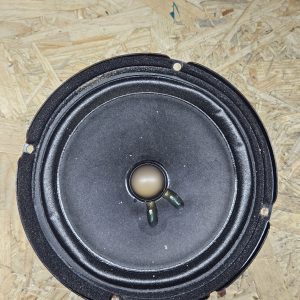 20251202_131254 Audi Bose kõlar 4F0035411A