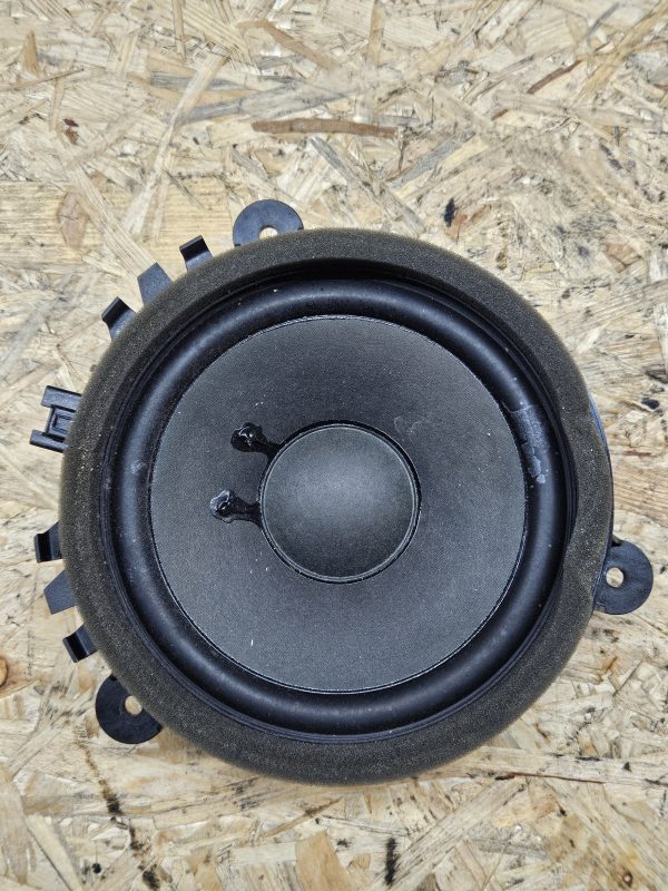 20251202_132606 Volvo kõlar 30657445