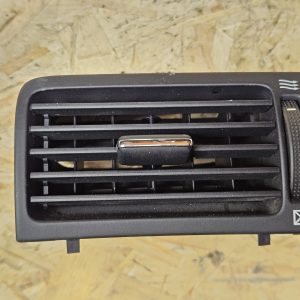 Toyota ventilatsiooni ava