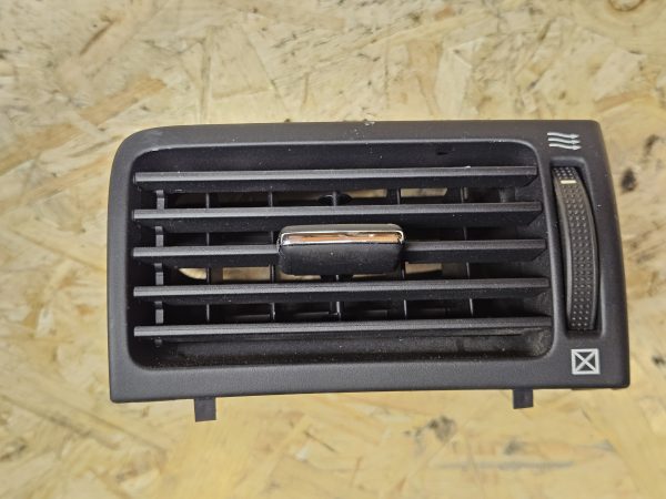 20251202_134327 Toyota ventilatsiooni ava