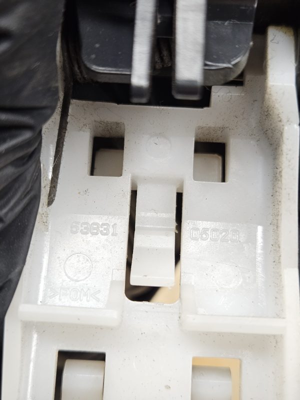 Toyota kapoti avamis käepide 53631-05020