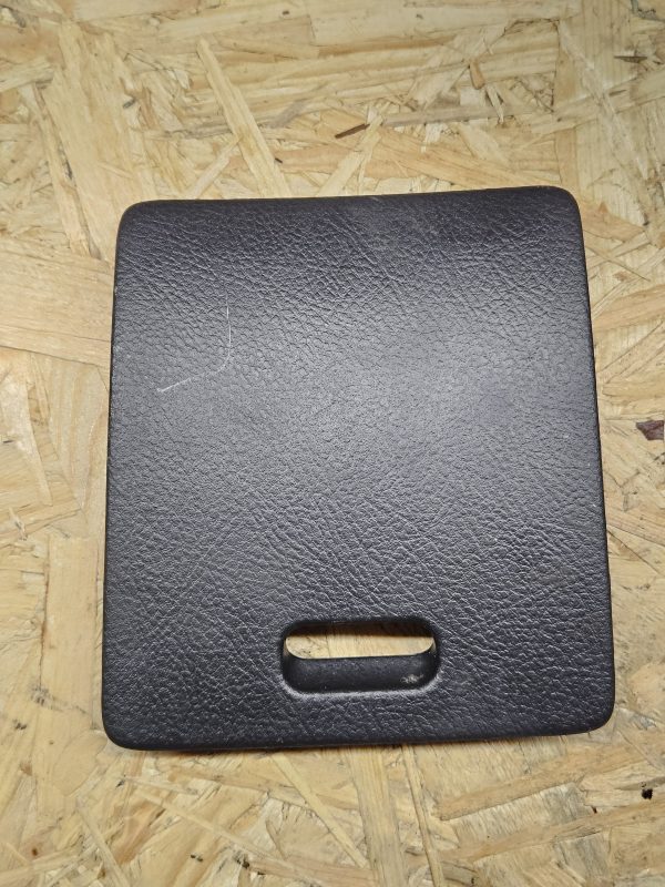 Toyota kaitsmete kate 55540-05010