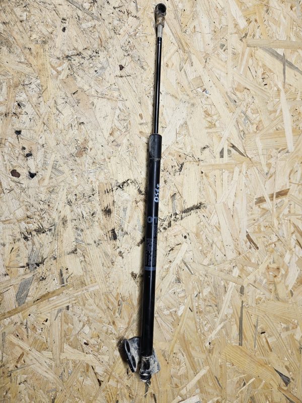 Volvo XC60 tagaluugi amort 31297524