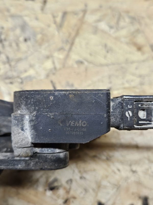 20251202_141848 Volvo esitulede kõrguse sensor V95-72-0148