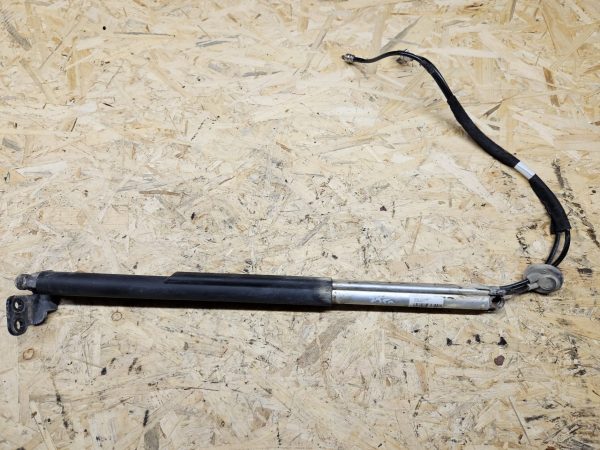 Volvo tagaluugi amort 31299317