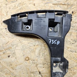 Volvo XC60 tagumise kaitseraua kinnitus 30763439