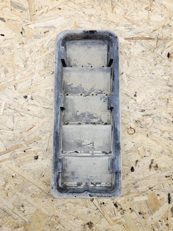 20251202_142121 Volvo ülerõhu klapp 8623444