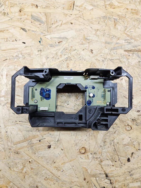 20251202_142224 Volvo moodul 31313813