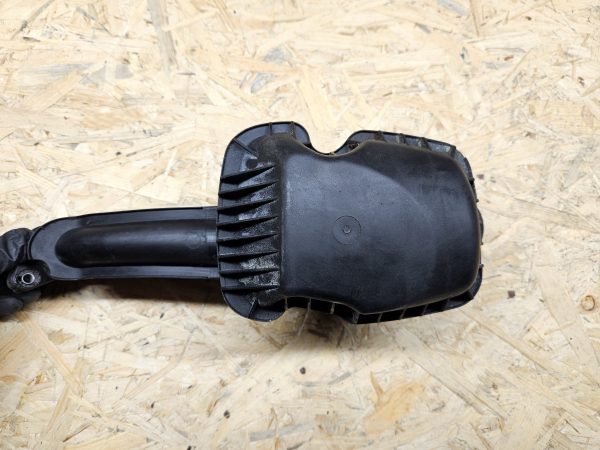 20251202_142652 Volvo sisselaske resonaator 30774691