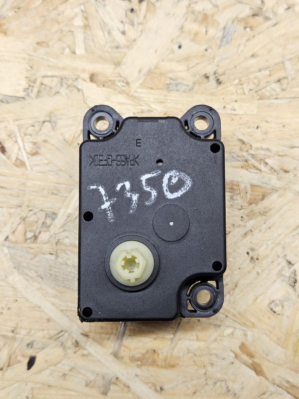 Volvo ventilatsiooni laba mootor 6G9N-19E616