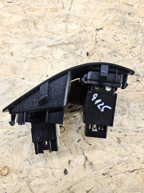 20251215_085746 Lexus lülitid 55446-53030L