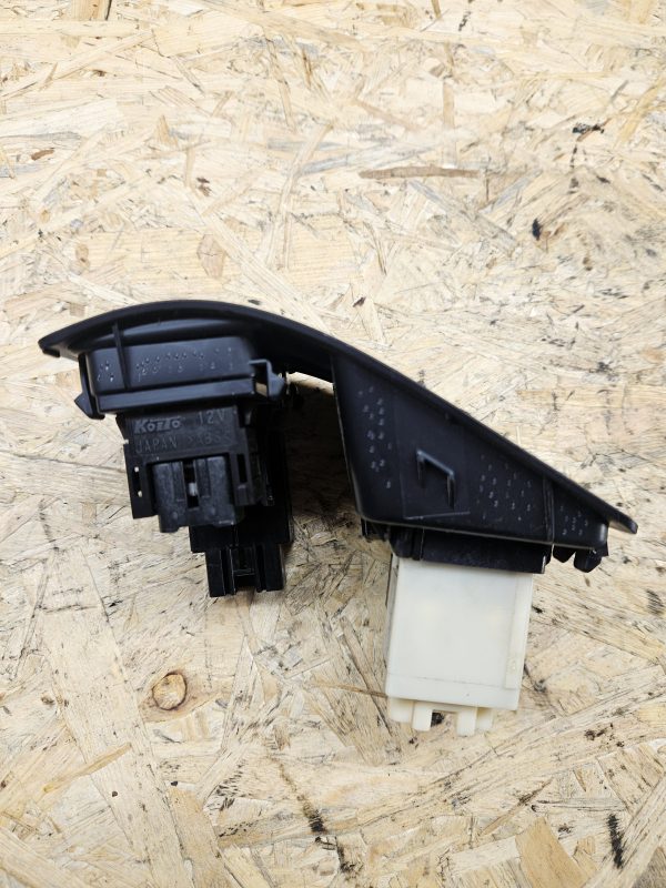 20251215_085752 Lexus lülitid 55446-53030L