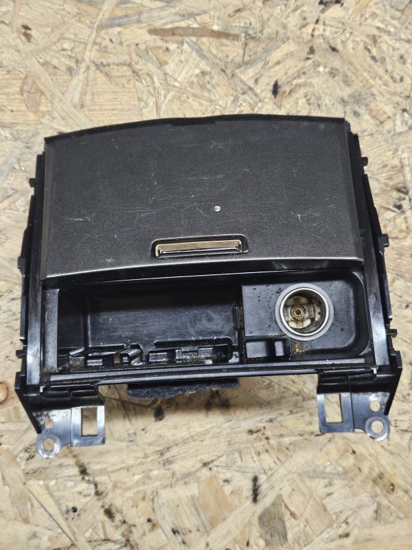 20251215_090256 Lexus IS tuhatoos 1A421-032G