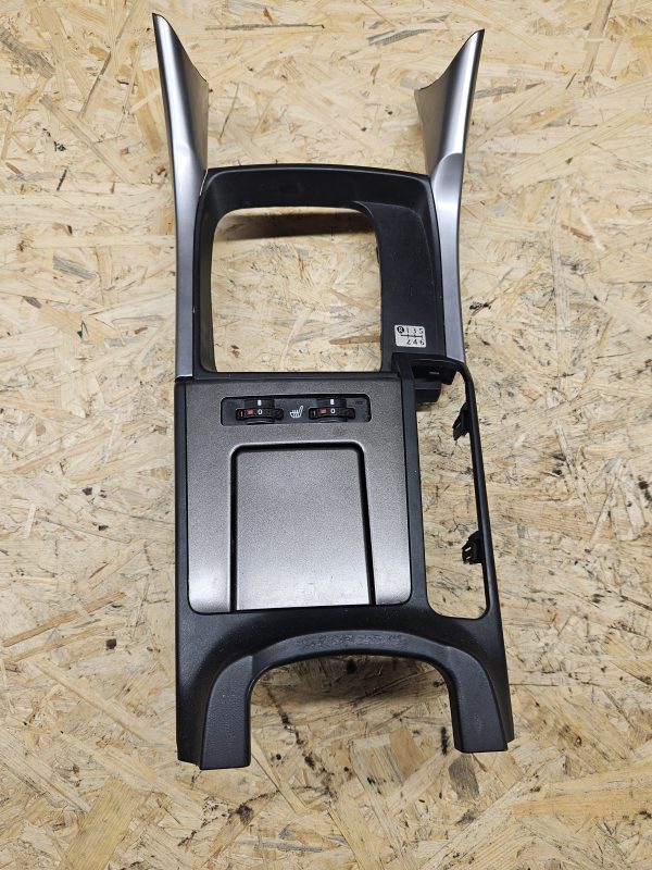 Lexus IS topsihoidja 55620-53030