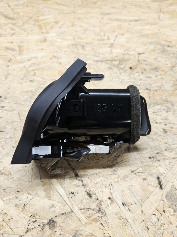 20251215_090725 Lexus ventilatsiooni rest 55660-53040