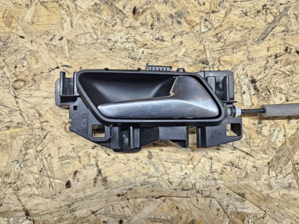 20251215_093117 Citroen ukse käepide A006AB01