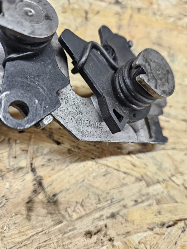 20251215_093520 Citroen kapoti lukk 9808870280