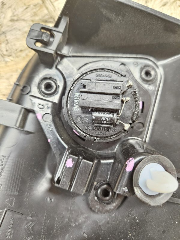 20251215_093610 Citroen ukse kõlar 9816792777