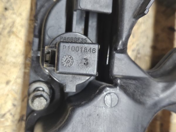 Citroen sisselaskekollektor 9827622780