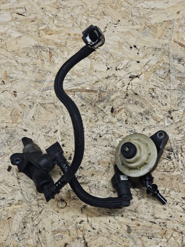 20251215_102051 Citroen kütuserõhuandur 9809052680