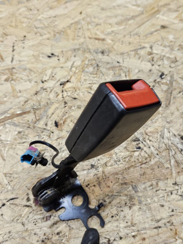 Volvo turvavöö vastus 34019471