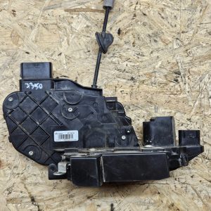 20251215_152633 Volvo XC60 ukselukk taga, vasak 30799330