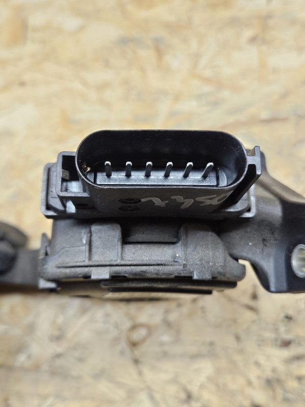 Volvo gaaspedaal 8G9N-9F836-BA