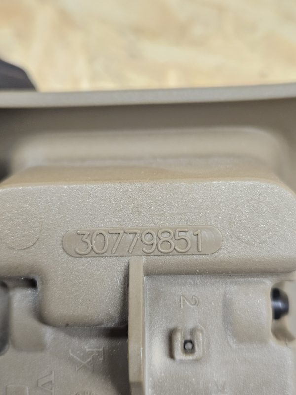 Volvo kapoti avamise hoob 30779851