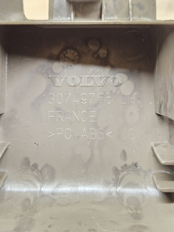 20251216_110634 Volvo XC60 kate 30749766