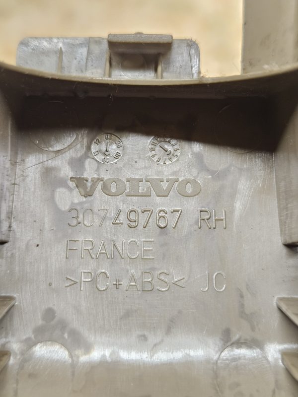 20251216_110655 Volvo XC60 kate 30749767