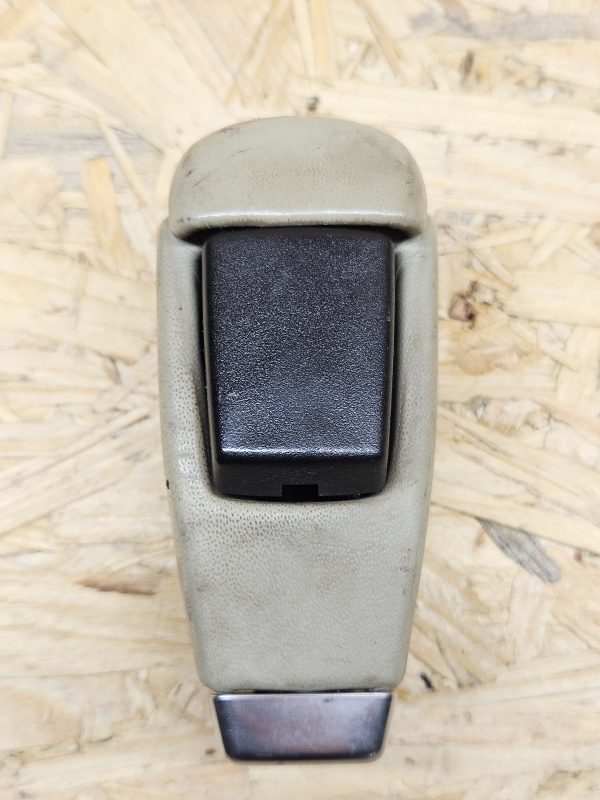 Volvo XC60 käigukangi nupp