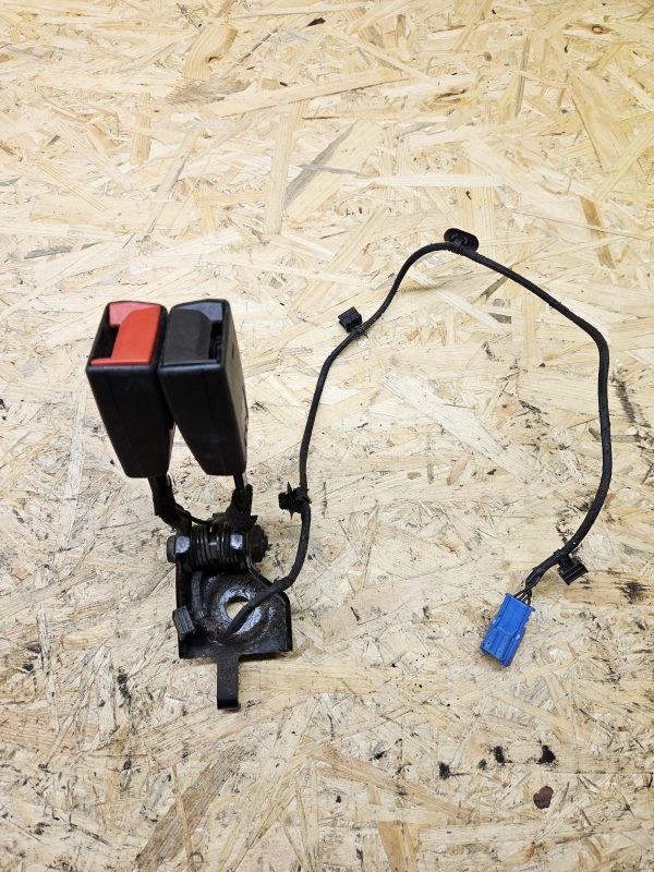 Citroen tagumine turvavöö vastus 98219819XX