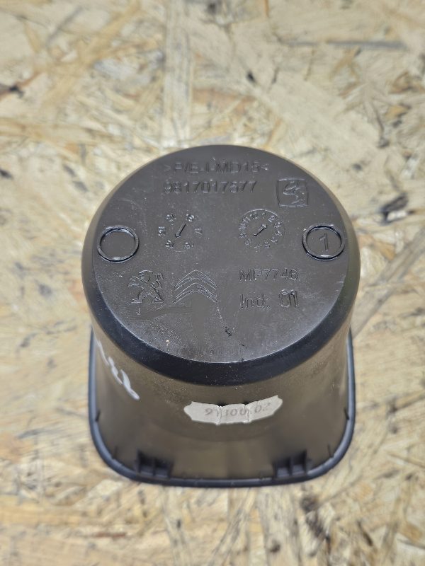 Citroen Berlingo topsihoidja 9817017577